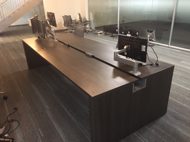 10’L Desk Ht Collaborative Table