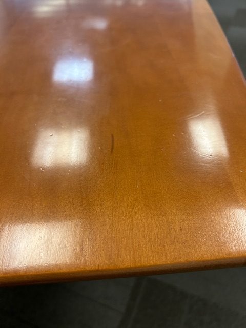 10’x 4′ Boatshape Table w/power