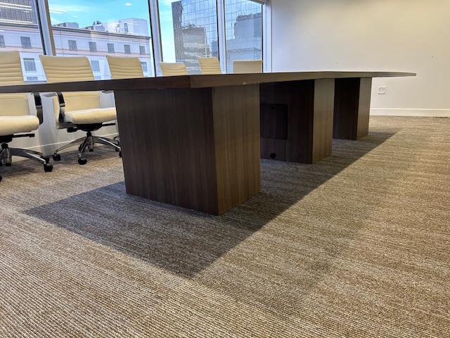 14’ x 5’ table w/power