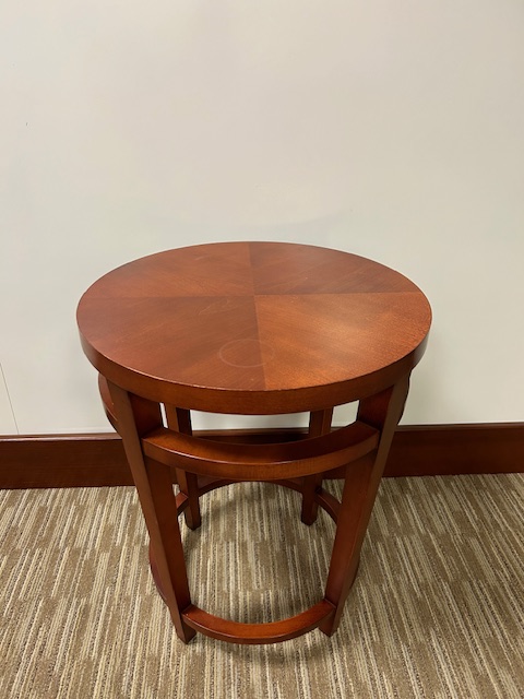 18” Round Side table