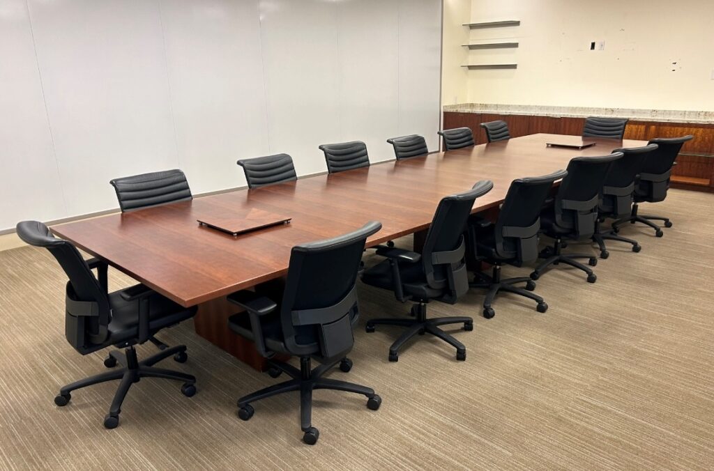 18’ x 5’ Rectangle Table w/power