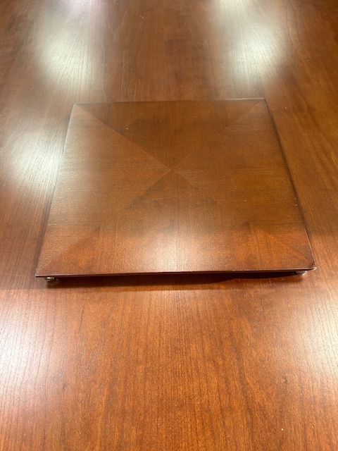 20’ x 5’ Table w/power