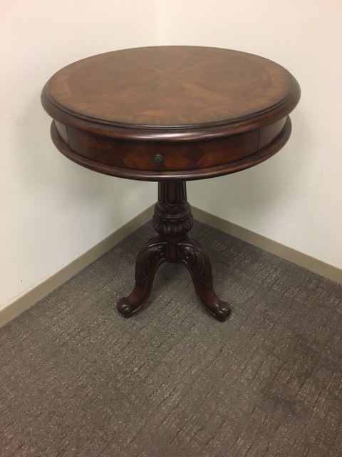 22″ Diameter Table