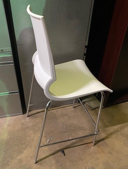 24″H Counter Height Stool