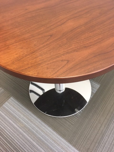 24”Round x 22”H Side Table