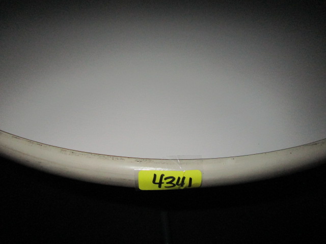 30” beige round table
