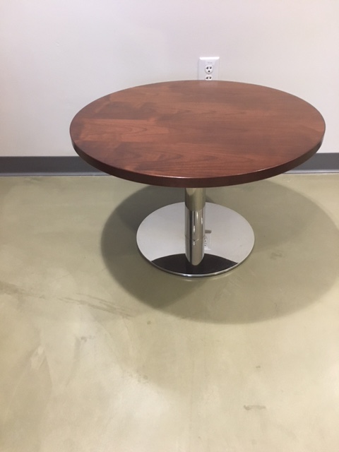 30” Dia. Round Table