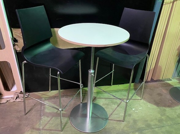 30″H Bar Height Stool