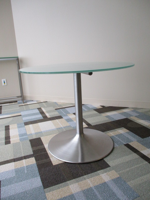 36″ glass top table