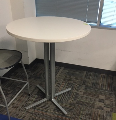 36″ Round Bar Ht. Table