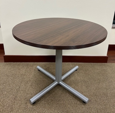 36” Round table