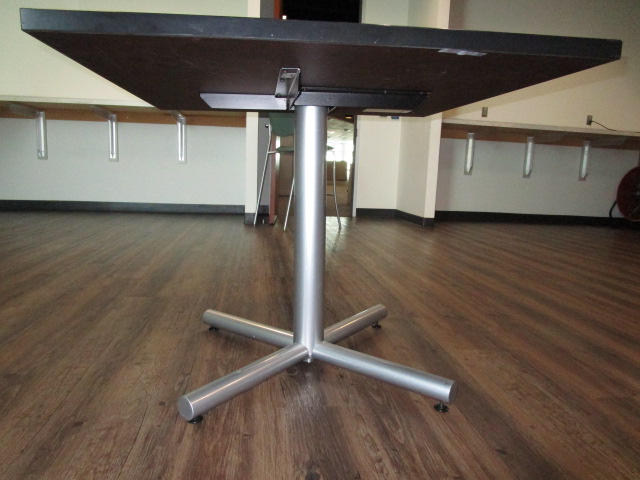 36″ white breakroom table