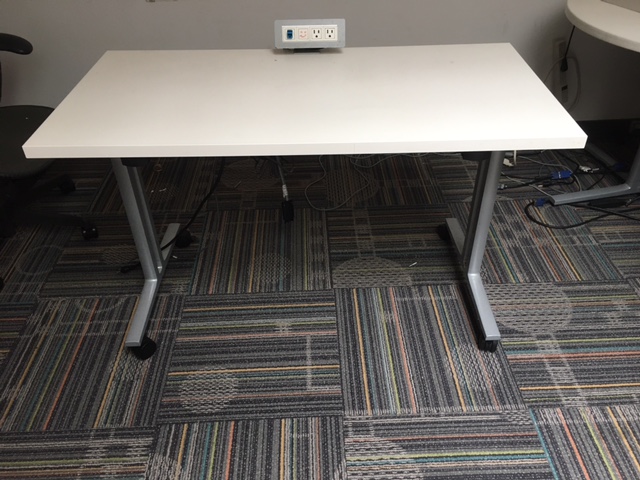 4′ x 2′ Nesting Table