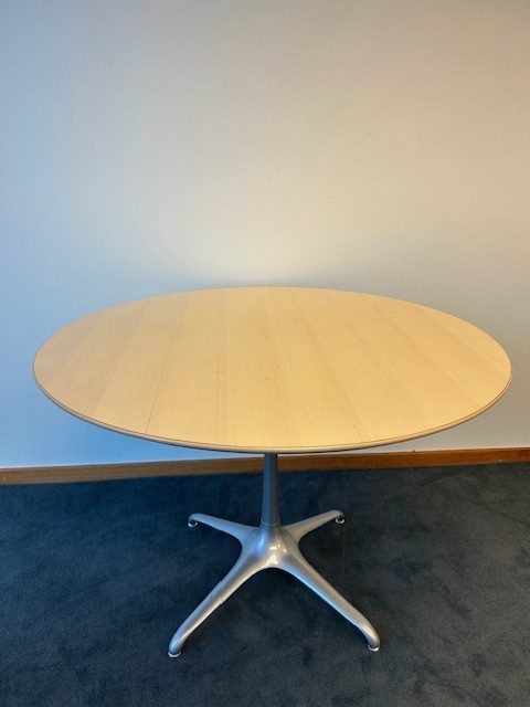 42” Round maple table
