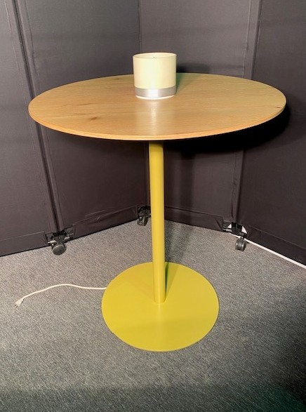 42″H Round Table w/power