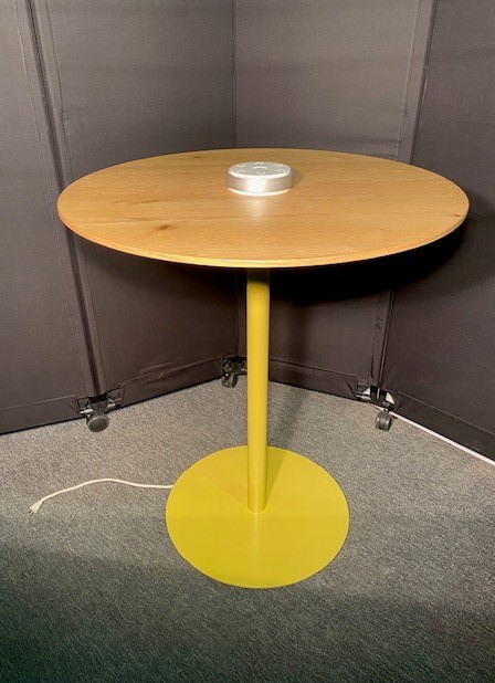 42″H Round Table w/power