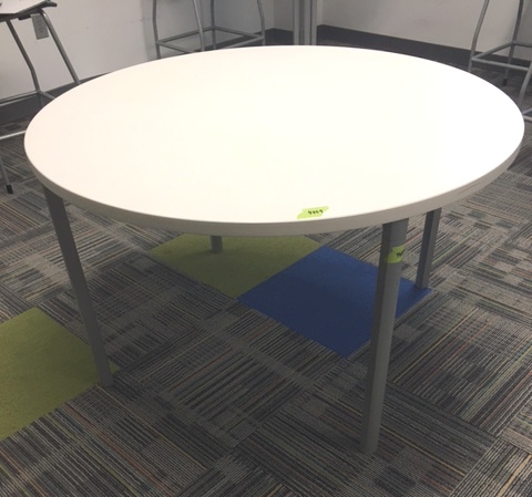 48″ Round Table