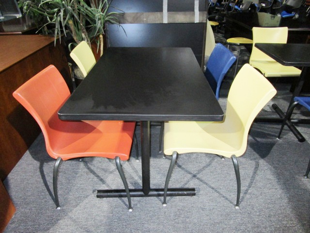 48″ x 30″ Breakroom Table