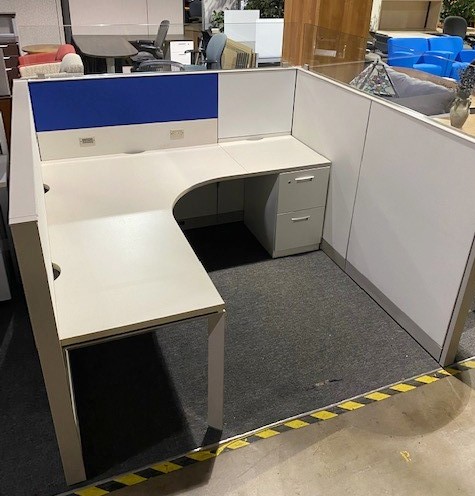 48″H Steelcase Answer stations