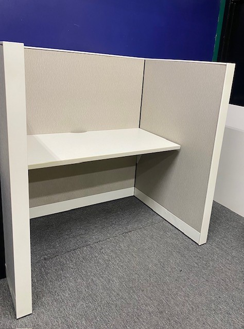 4’W x 53″H Answer Telemarketing station