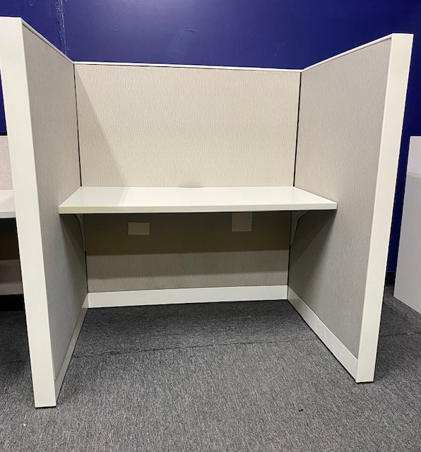 4’W x 53″H Answer Telemarketing station