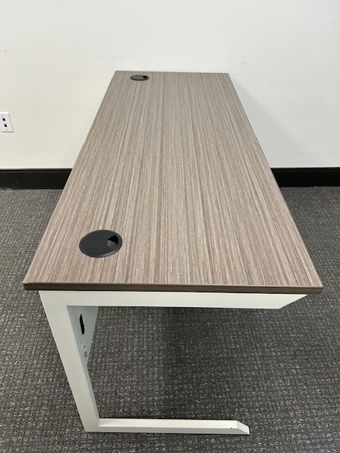 5’ x 2’ Table