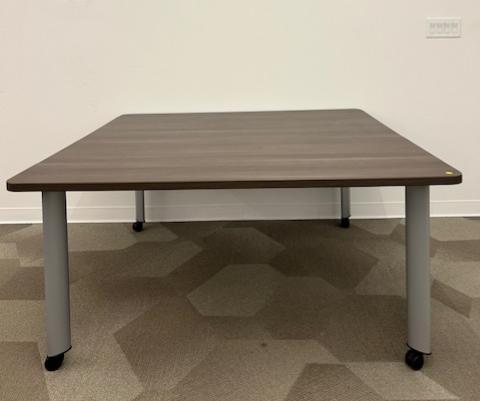 5’ x 5’ Mobile Collaboration table