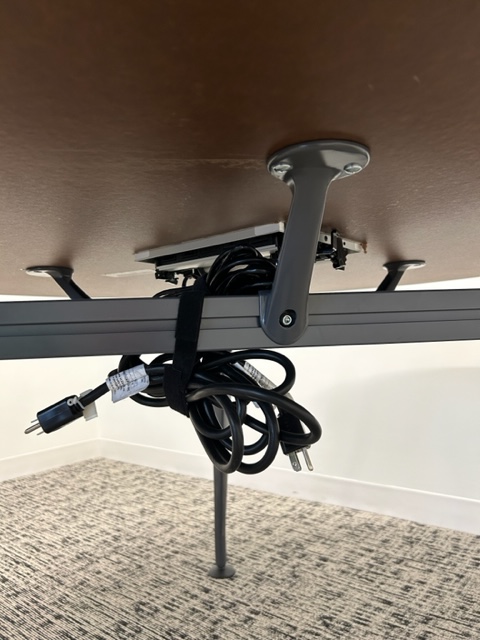 54” Round Table w/power