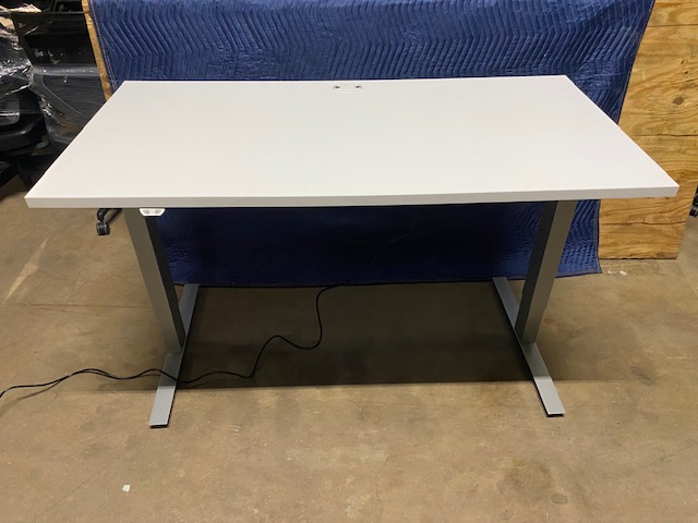 58″ x 29″ Sit/Stand Desk