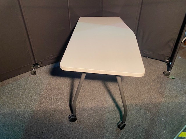 5’W Steelcase Verb Tables