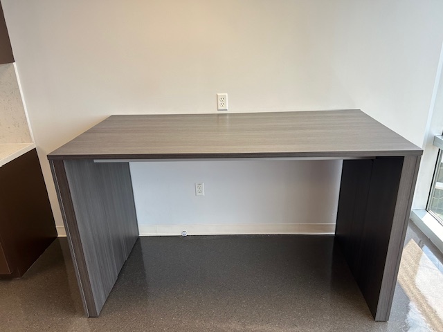 6′ Collaboration table