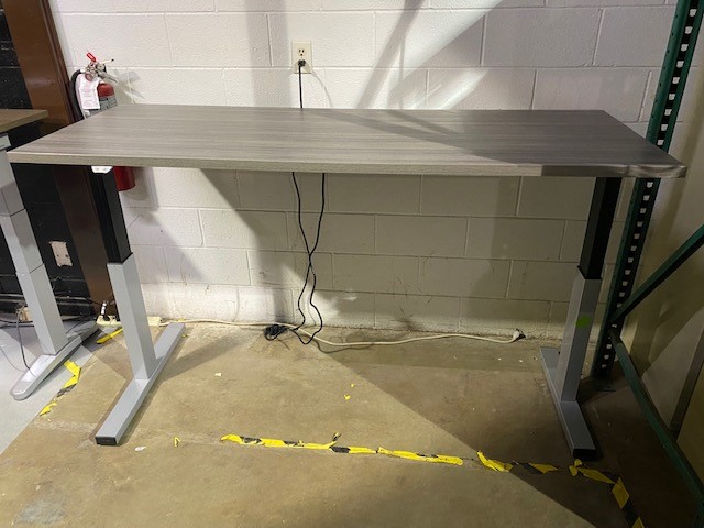 6′ x 27″ Sit/Stand Desk