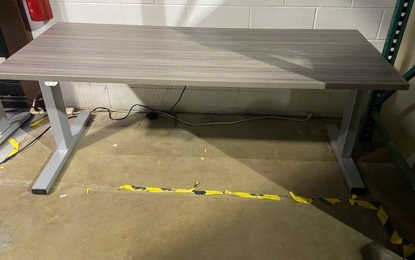 6′ x 27″ Sit/Stand Desk