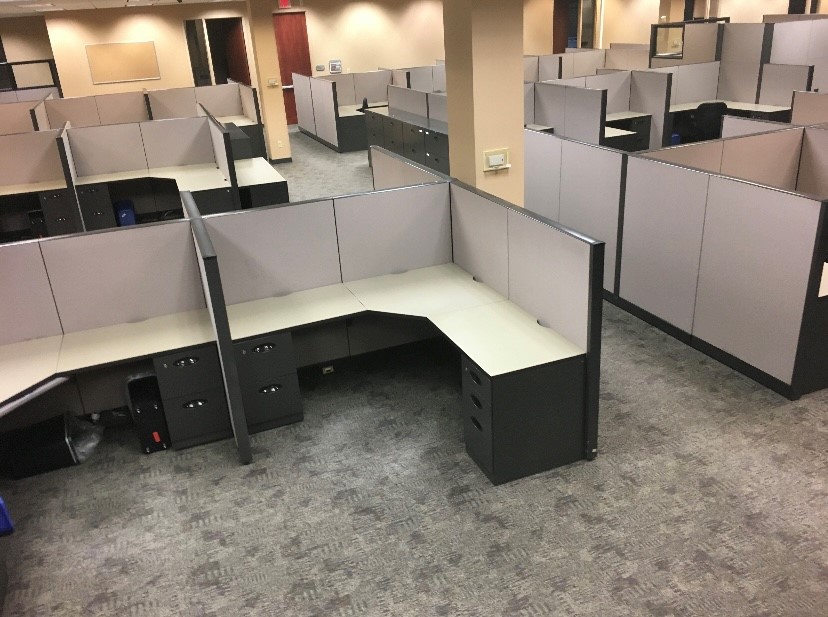 6′ x 6′ x 54″H Gray Trim Answer