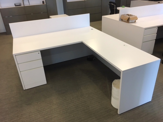 6′ x 7′ L Shape Desk