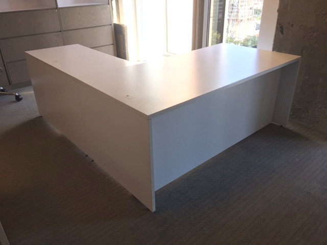 6′ x 7′ L Shape Desk