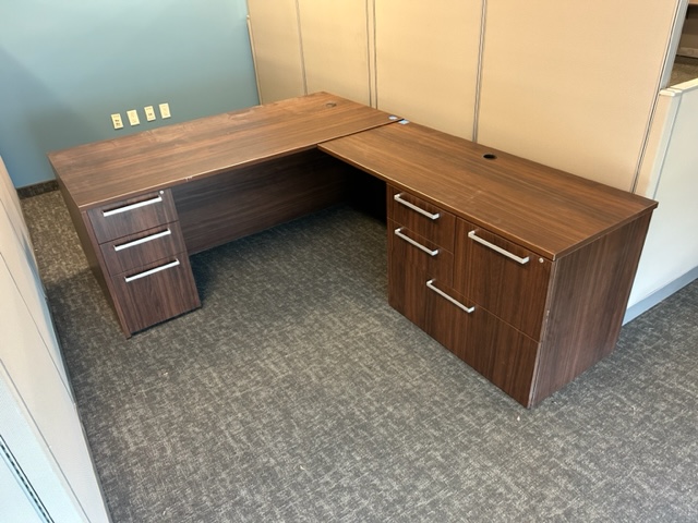 6’ x 8’ L Shape Indiana Desk