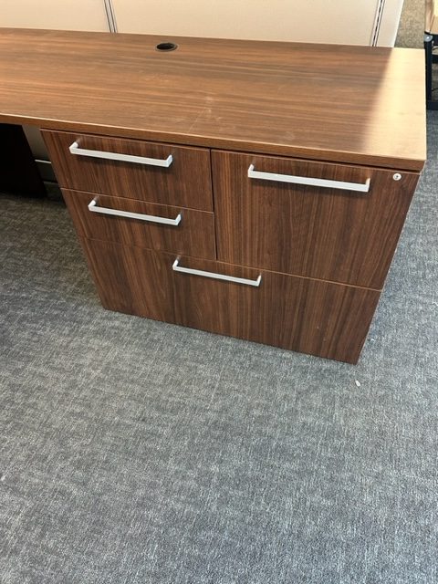 6’ x 8’ L Shape Indiana Desk