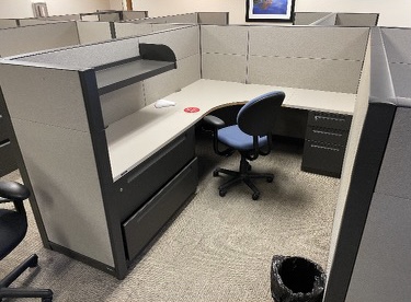 6′ x 8′ x 54″H Steelcase Answer