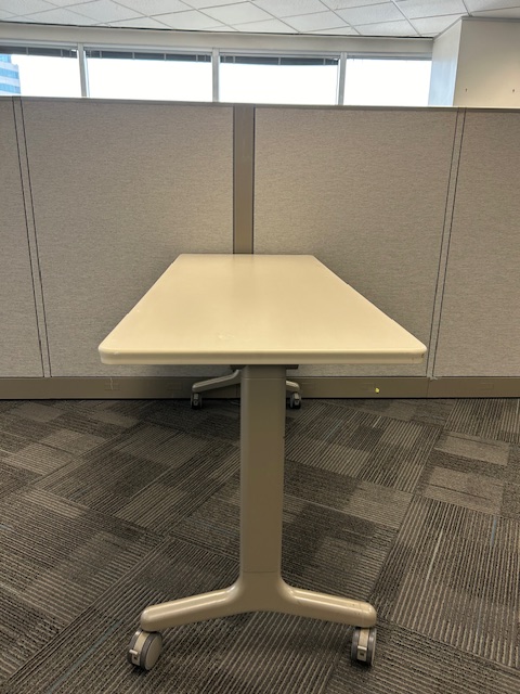 60″ x 24″ mobile table