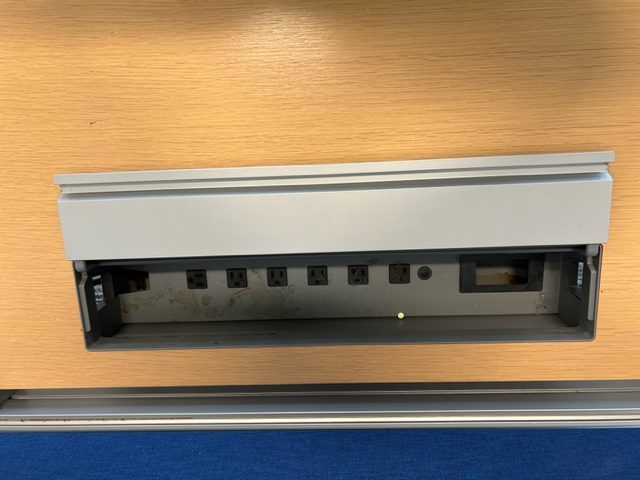 60”W x 29”D Mobile benching