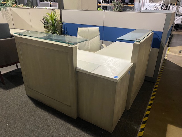 64”x 64” Receptionist Desk
