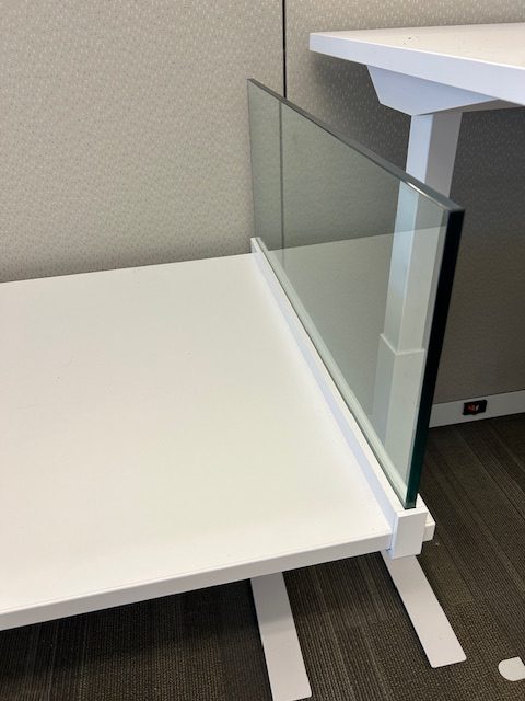 69″ x 30″ sit/stand desk