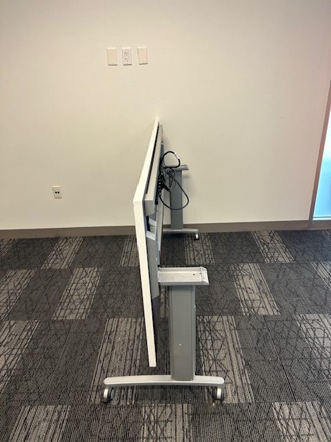 72” x 30” nesting table w/power