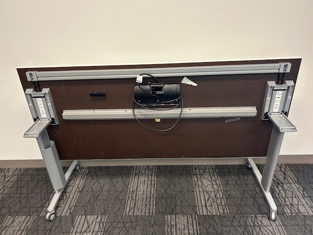 72” x 30” nesting table w/power