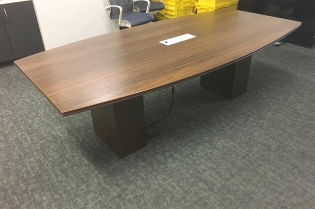 8’ x 4’ Boatshape Table