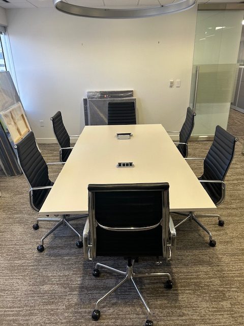 8’ x 4’ Table w/power