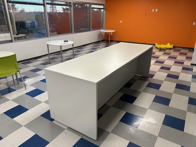 9’L Collaboration table – counter ht.