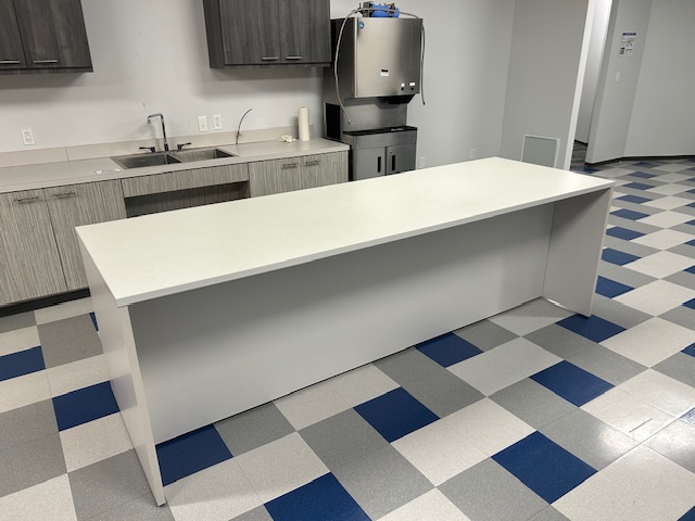 9’L Collaboration table – counter ht.