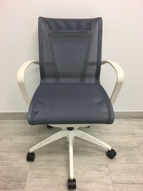 9to5 Seating Cydia chair